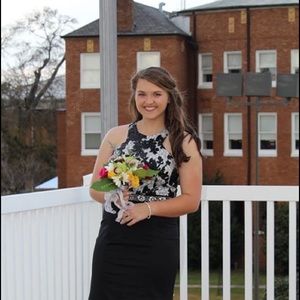 Meet your Posher, Gabby